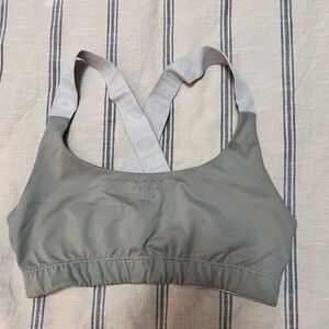 FIGS Performance Sports Bra Size Medium
